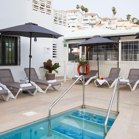 Boutique Rooms Playa Burriana Nerja Exterior photo