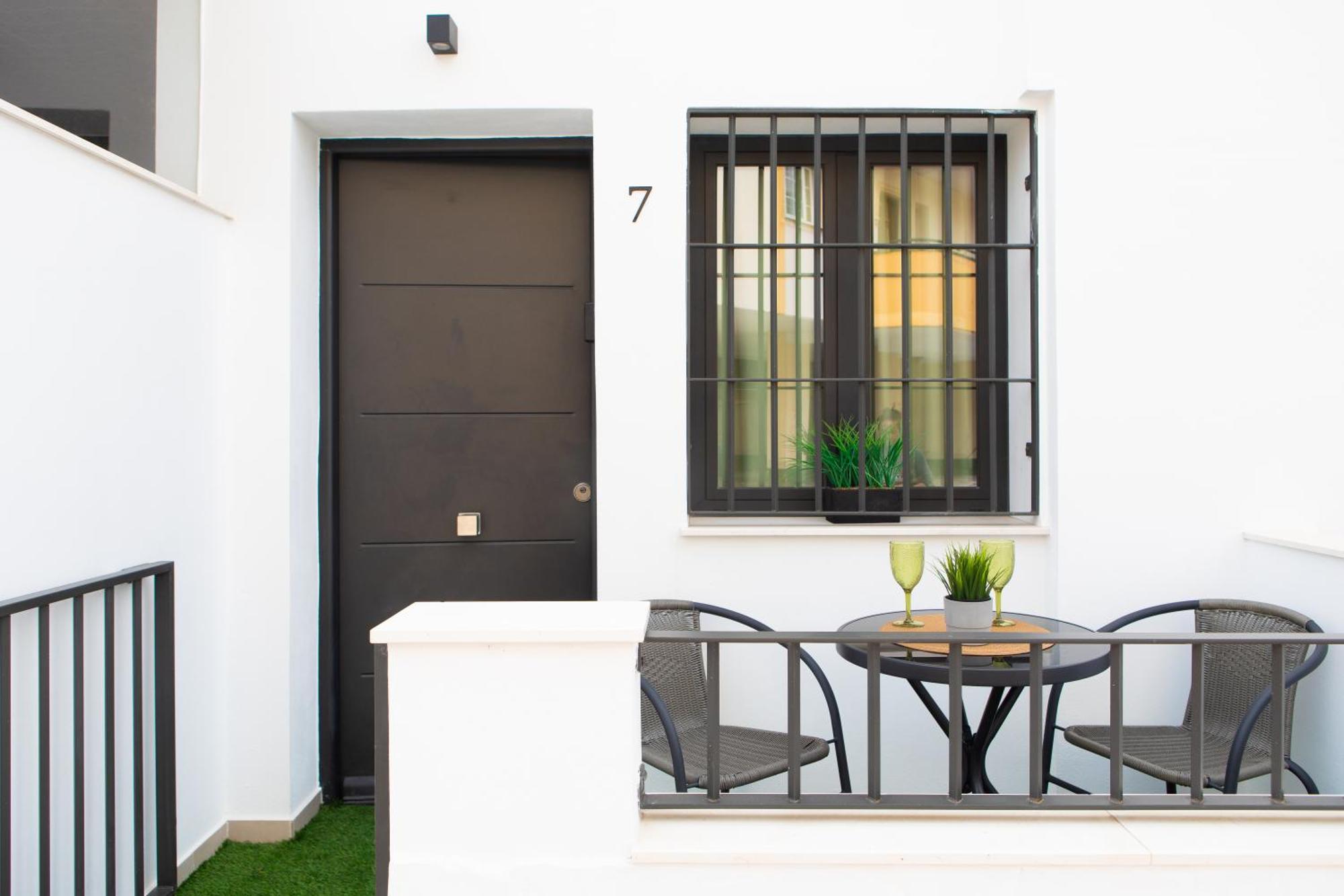 Boutique Rooms Playa Burriana Nerja Exterior photo