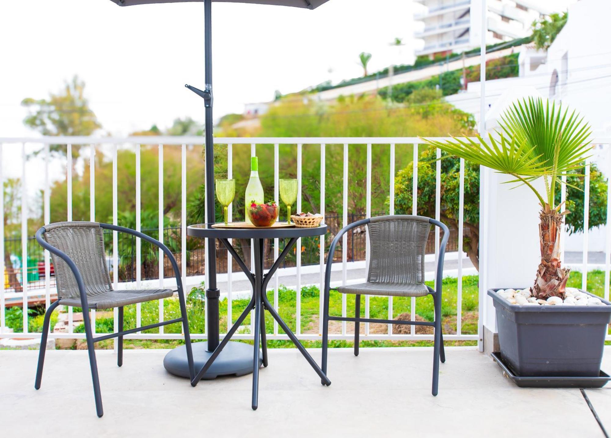 Boutique Rooms Playa Burriana Nerja Exterior photo